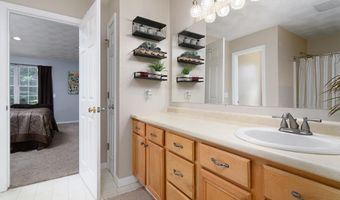19 Audubon Ln, Coventry, RI 02831