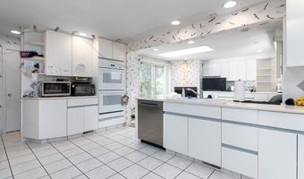 64 Amherst Rd, Cranston, RI 02920