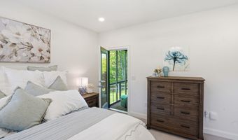 51 Colby Farm Rd, Chester, NH 03036