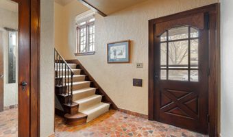 907 1st Dr NW, Austin, MN 55912