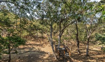 585 Nyla Ln, Ashland, OR 97520