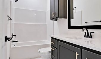 6 Ashley Ln, Bella Vista, AR 72715