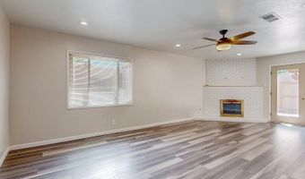 1701 Hoffman Dr NE, Albuquerque, NM 87110