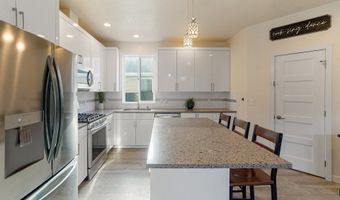 3824 RYUNKIN St, Albany, OR 97322