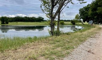100 Rolling Hills Blvd, Alvord, TX 76225
