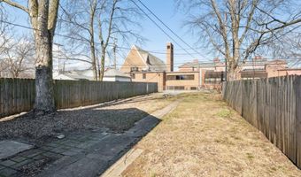 274 E Barthman Ave, Columbus, OH 43207