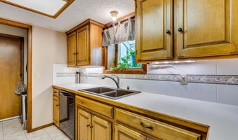1917 Marc Ave, Andover, KS 67002
