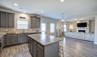 41 Darby Ln, Adairsville, GA 30103