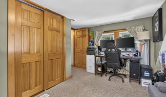 691 Eastern Ave, Augusta, ME 04330