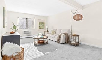 132 Hoffman Ave 207, Cranston, RI 02920