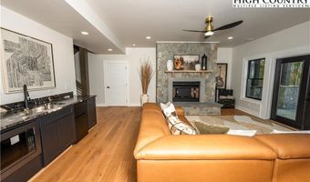 617 Eagle Creek Trl, Banner Elk, NC 28604