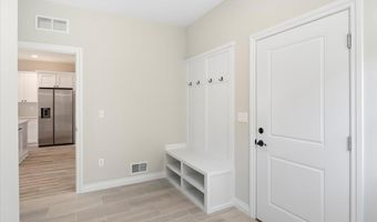 27633 Maryjane Ln E, Chesterfield, MI 48047