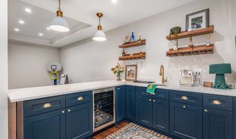 26 S Chestnut Ave, Arlington Heights, IL 60005