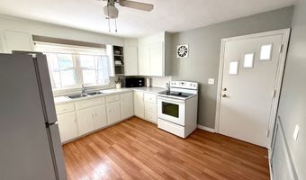 181 Sunset Dr, Ansonia, CT 06401