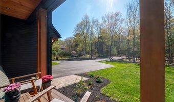 450 Carrs Pond Rd, East Greenwich, RI 02818