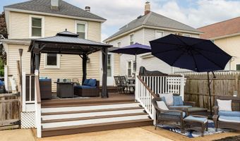 76 Morris Ave, Belford, NJ 07718