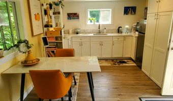 335 S Albany Rd, Albany, VT 05820