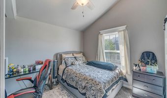 3166 SW Arlan Ln, Ankeny, IA 50023