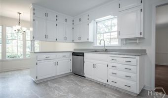 215 Lenox Rd, Athens, GA 30606