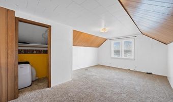 1020 Perkins St, Belle Fourche, SD 57717