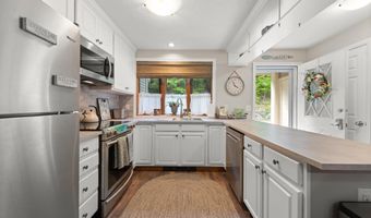 21 Village W Dr 15, Alexandria, NH 03222
