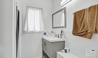 1410 E 51st St, Savannah, GA 31404