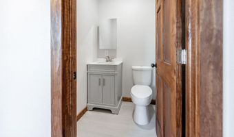 1207 Alden St, Alden, IA 50006