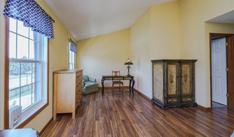 15826 Frisian Ln, Apple Valley, MN 55124