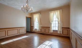 160 Jennifer Dr, Chester, NH 03036