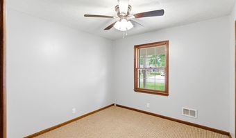 2707 Oakwood Dr, Bardstown, KY 40004