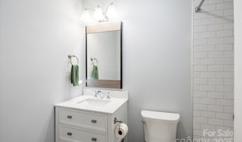88 Gibson Rd, Asheville, NC 28804