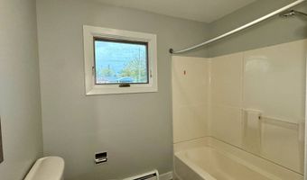 1016 8th St, Britton, SD 57430