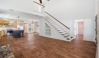 19738 Savannah St, Biloxi, MS 39532