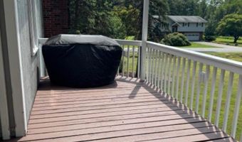 9 Basswood Dr, Alloway, NJ 07461