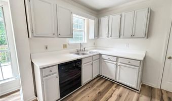 2945 Georgian Manor Dr, Alpharetta, GA 30022