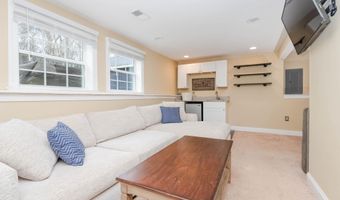 438 CHESTNUT St, Aberdeen, MD 21001