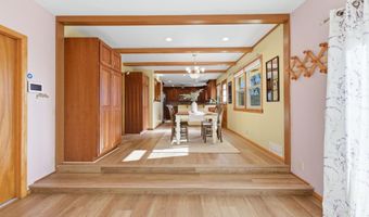 291 W Westwood Dr, Augusta, KS 67010