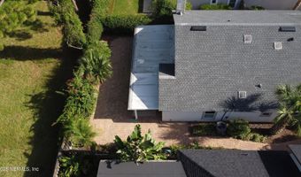 1554 LINKSIDE Dr, Atlantic Beach, FL 32233