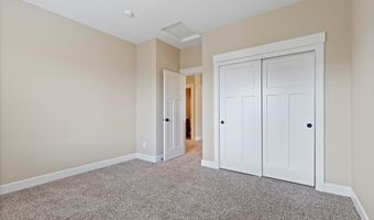 12708 ASPENWOOD Ln, Oregon City, OR 97045