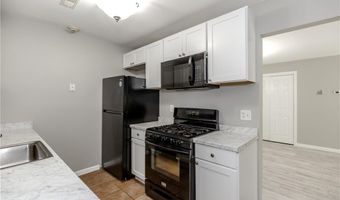 130 Fordson Ave 3, Cranston, RI 02910