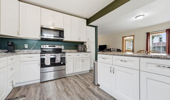 142 Maple St E, Amery, WI 54001