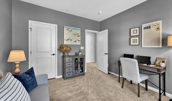 42227 PIEBALD Sq, Aldie, VA 20105