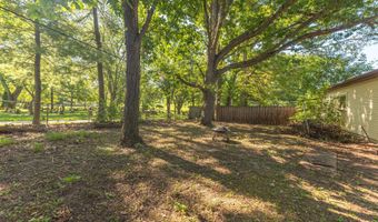 275 Highlake Ave, Ann Arbor, MI 48103
