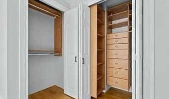 390 Commonwealth Ave 601, Boston, MA 02215