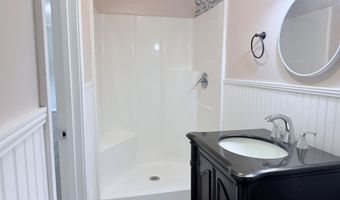 407 W Main St, Blue Mountain, MS 38610