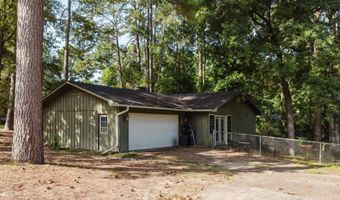 624 Woodland Dr, Benton, AR 72019