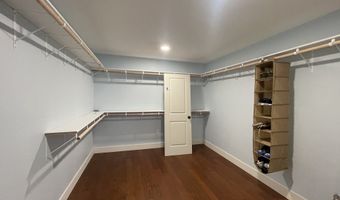 360 2ND St, Bandon, OR 97411