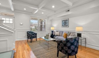 925 DECATUR St NW, Washington, DC 20011