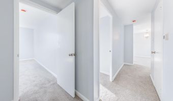 4600 DUKE St 413, Alexandria, VA 22304