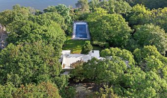 1 Cameron Cir, Atlantic Highlands, NJ 07716